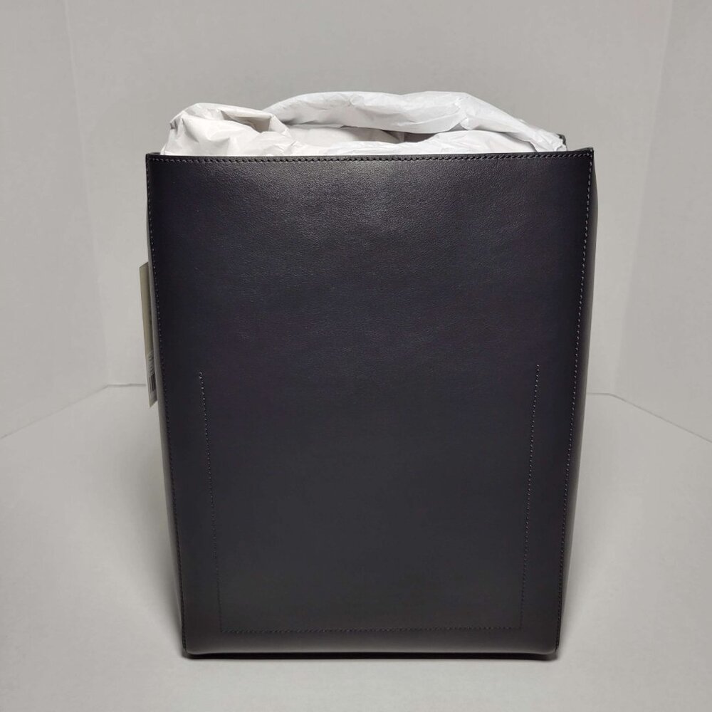 Everlane The Studio Bag in Black - Picture 8 of 10